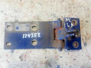 Петля двери левая Mercedes MK 1827 652.458 1997 год