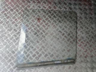 Стекло двери Mercedes LK 809