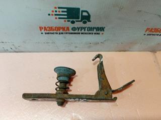 Замок капота Мерседес Варио 1998