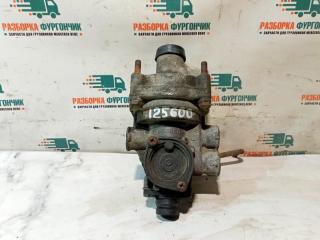 Кран регулятор тормозных сил Mercedes LK 814 1991