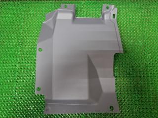 Обшивка салона левая Mercedes LK 1314 675.034
