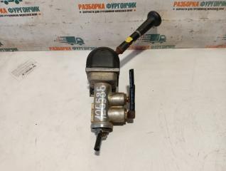 Кран ручного тормоза Mercedes LK 814 1991