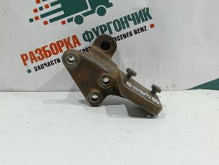 Кронштейн кулисы КПП Мерседес Атего