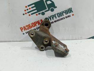 Кронштейн кулисы КПП Мерседес Атего