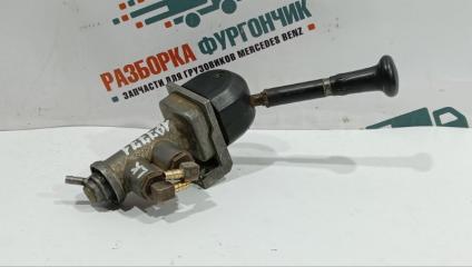 Кран ручного тормоза Mercedes LK 814 1991