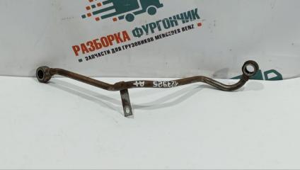 Трубка Mercedes Atego 2000