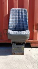 Сиденье пассажирское переднее правое Mercedes MK 2926B 6X 1991