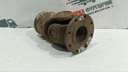Фланец кардана Mercedes LK814 1995