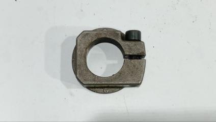 Гайка ступицы Mercedes MK 1722 1995 Б/У Гайка ступицы Mercedes MK 1722 1995