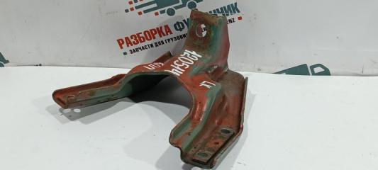 Кронштейн подушки КПП Mercedes LK 814 1991