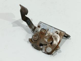 Замок капота передний правый Mercedes Atego 2000