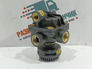 Ускорительный кран Mercedes LK 814