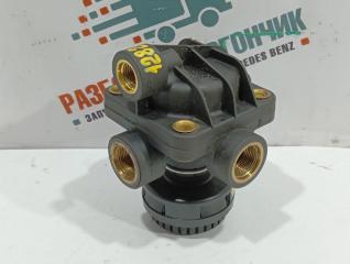 Ускорительный кран Mercedes LK 814