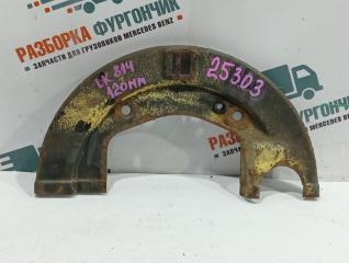 Пыльник ступицы Mercedes LK 814 1996