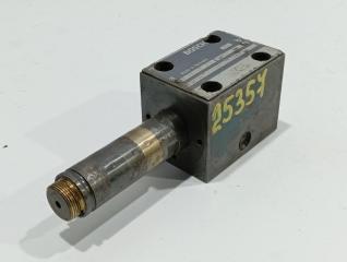 Гидрораспределитель Mercedes-Benz 814D Б/У Гидрораспределитель Mercedes-Benz 814D