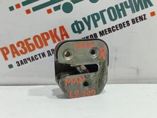 Замок двери передний правый MAN L2000 Б/У Замок двери передний правый MAN L2000