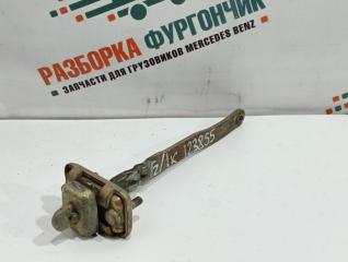 Ограничитель двери Mercedes 609D T2 Rex 1995