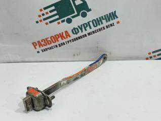 Ограничитель двери передний Mercedes MK 1722