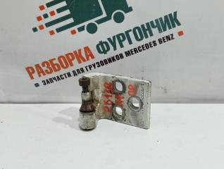 Петля двери передняя правая Mercedes Atego