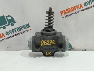 Тормозной цилиндр Mercedes 814D 1994