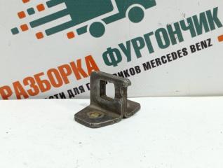 Ответная часть замка двери Mercedes 817 1995 Б/У Ответная часть замка двери Mercedes 817 1995