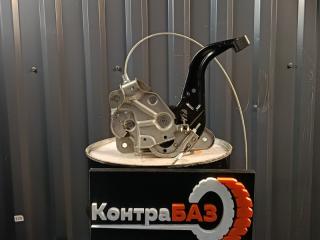 Фото запчасти педаль стояночного тормоза infiniti QX56 2010 контрактная запчасть Запчасть педаль стояночного тормоза infiniti QX56 2010