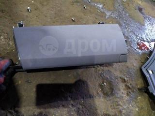 Бардачок пассажирский Toyota Prius ZVW30 контрактная