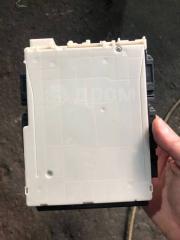 Блок предохранителей Toyota Camry