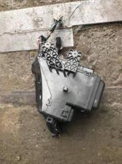 Блок предохранителей под капот Toyota Harrier 2007