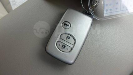 Запчасть чип ключ Toyota Camry