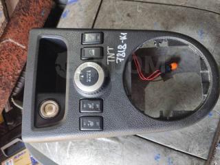 Консоль КПП Nissan X-Trail