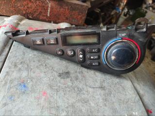 Блок климат-контроля Toyota Aqua