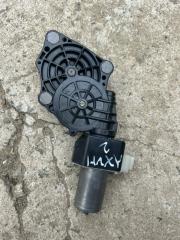 Запчасть мотор регулировки сиденья передний правый Toyota Camry 2019