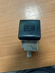 Ручка открывания капота Toyota Camry 2019