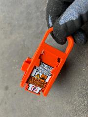 Запчасть чека высоковольтной батареи Toyota Camry 2011