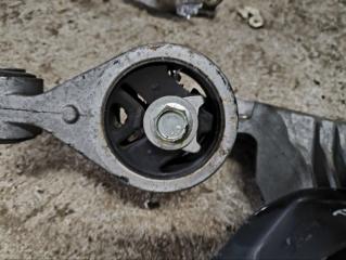 Подушка ДВС правая NISSAN X-TRAIL TNT31 QR25DE Подушка ДВС правая NISSAN X-TRAIL TNT31 QR25DE