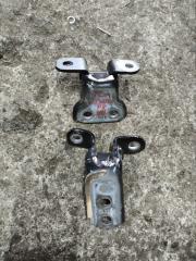 Петля двери передняя правая Toyota Camry 2007