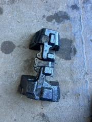 Крепление домкрата Toyota Camry 2007