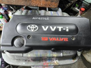 Запчасть декоративная крышка двс Toyota Camry 2008