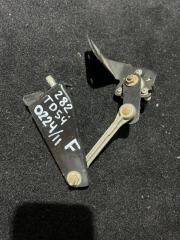 Датчик положения кузова передний SUZUKI ESCUDO 2008 контрактная Датчик положения кузова передний SUZUKI ESCUDO 2008