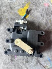 Сервопривод заслонок печки MAZDA AXELA 2007 контрактная Сервопривод заслонок печки MAZDA AXELA 2007