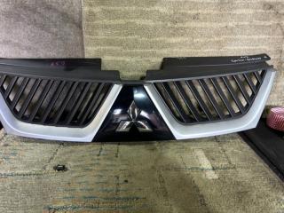 Решетка радиатора MITSUBISHI outlander 2006