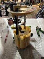 Топливный насос MITSUBISHI Outlander 2006