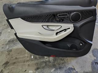 Обшивка двери передняя левая Mercedes-Benz C-Class 2016
