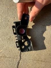 Запчасть крепление бампера переднее левое Lexus ES250 2022