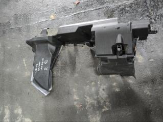 Дефлектор радиатора правый lexus ES300H 2019