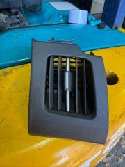 Воздуховод салона левый Toyota Prius 2010