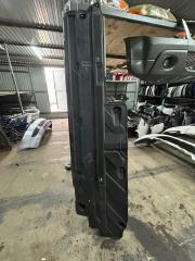 Фото запчасти защита днища правая Mercedes-Benz C-Class 2012 контрактная запчасть Запчасть защита днища правая Mercedes-Benz C-Class 2012