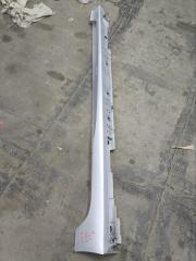 Порог правый Toyota Prius 2016