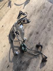 Фото запчасти датчик abs передний Toyota Gaia 1998 контрактная запчасть Запчасть датчик abs передний Toyota Gaia 1998